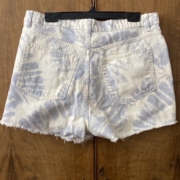 H&M denim shorts - Picture 3 of 5